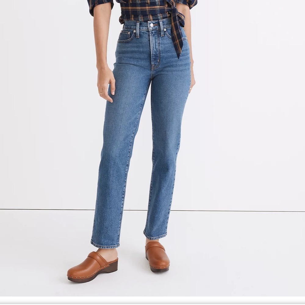 The Perfect Vintage Straight Jean in Mayfield Wash